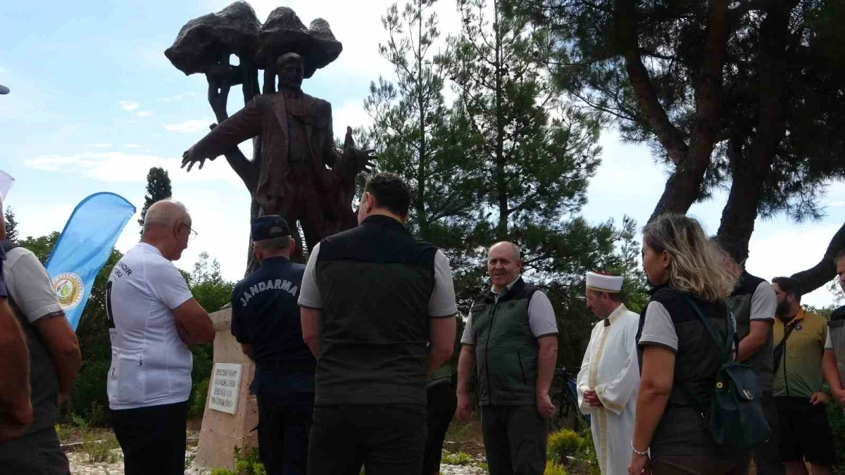 Talat Göktepe için Çanakkale'de 32. yıl anma töreni düzenlendi