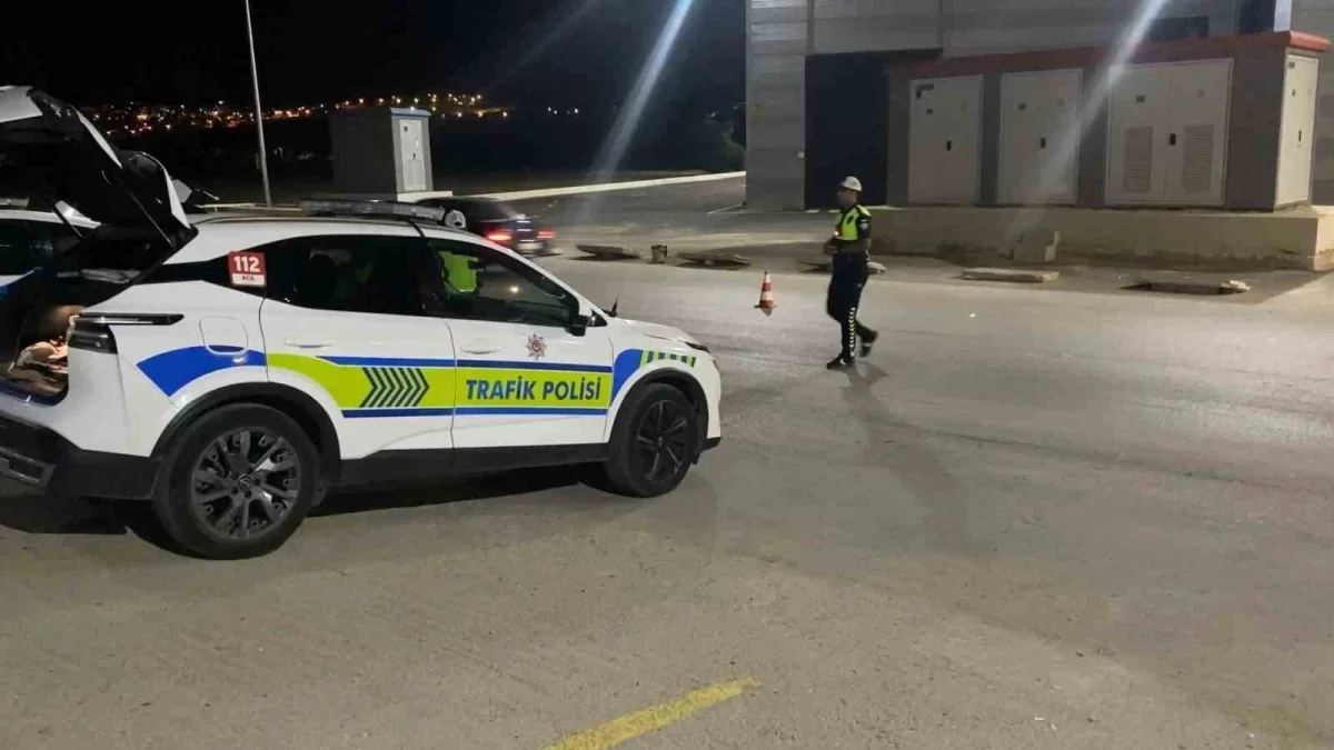 Dur ihtarına uymayan sürücüye Bursa İnegöl'de 490 bin TL ceza