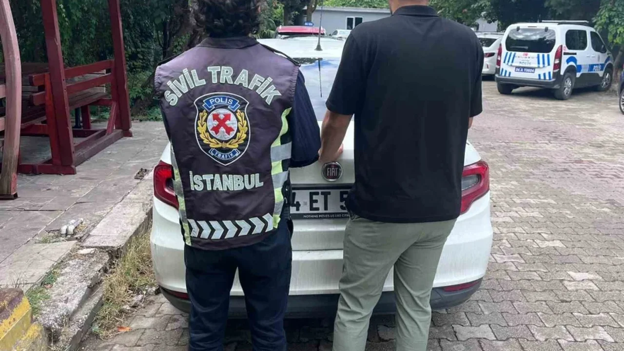 Beylikdüzü'nde araca saldıran sürücüye 180 bin lira ceza