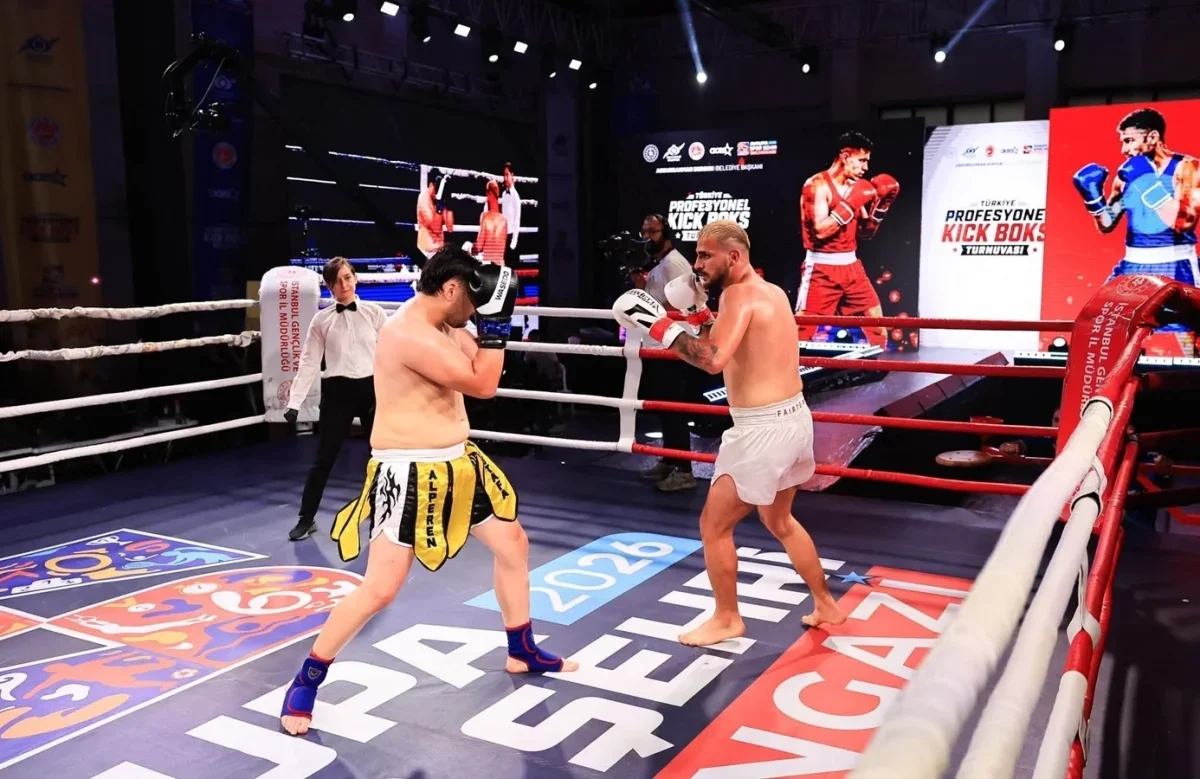 Sultangazi'de Türkiye Profesyonel Kick Boks Turnuvası başladı