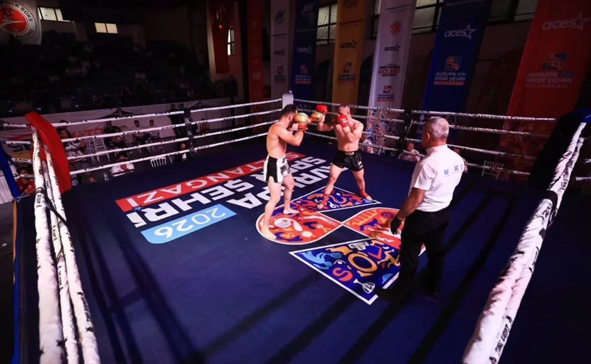 Sultangazi'de Türkiye Profesyonel Kick Boks Turnuvası başladı