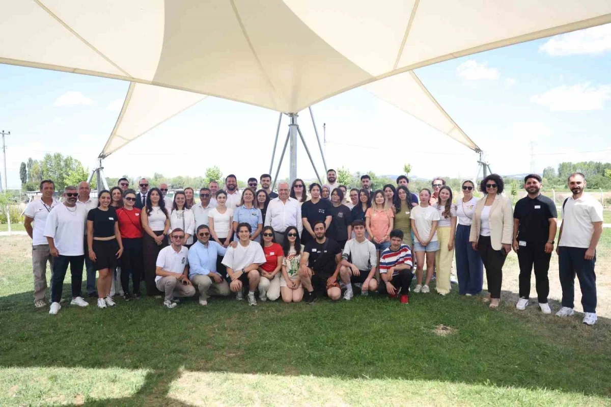 Nilüfer'de gençler sosyal girişimcilik kampında proje geliştirdi