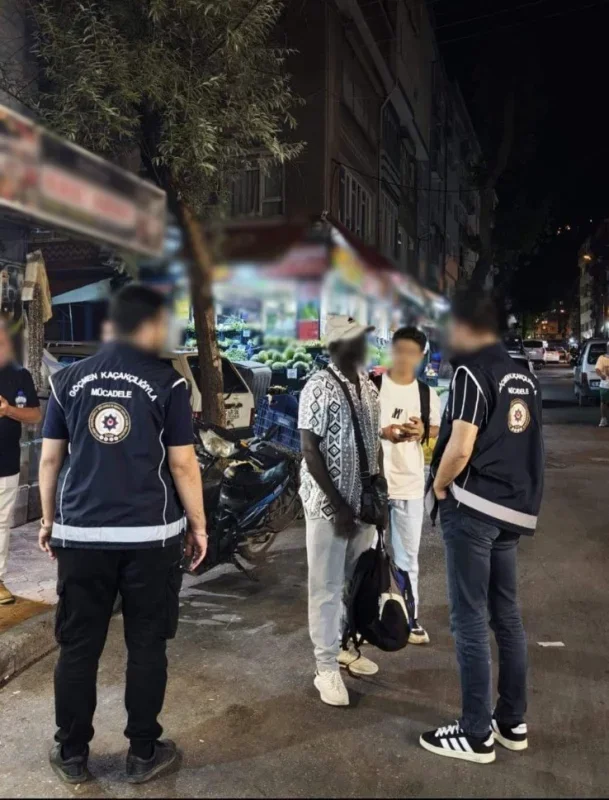 Bursa'da düzensiz göçmen operasyonu: 44 kişi yakalandı