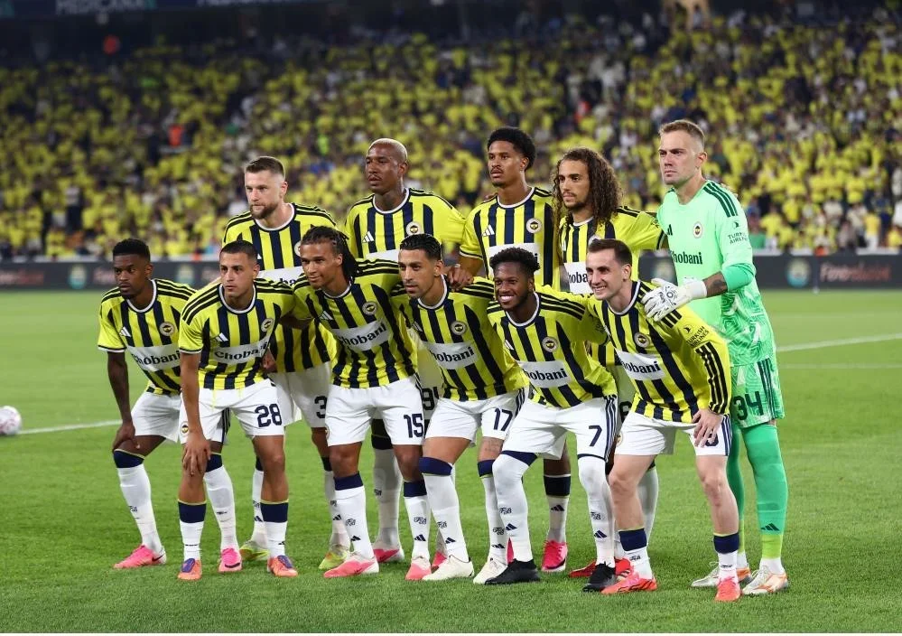 Fenerbahçe, Gornik Zabrze deplasmanında tur için sahaya çıkıyor