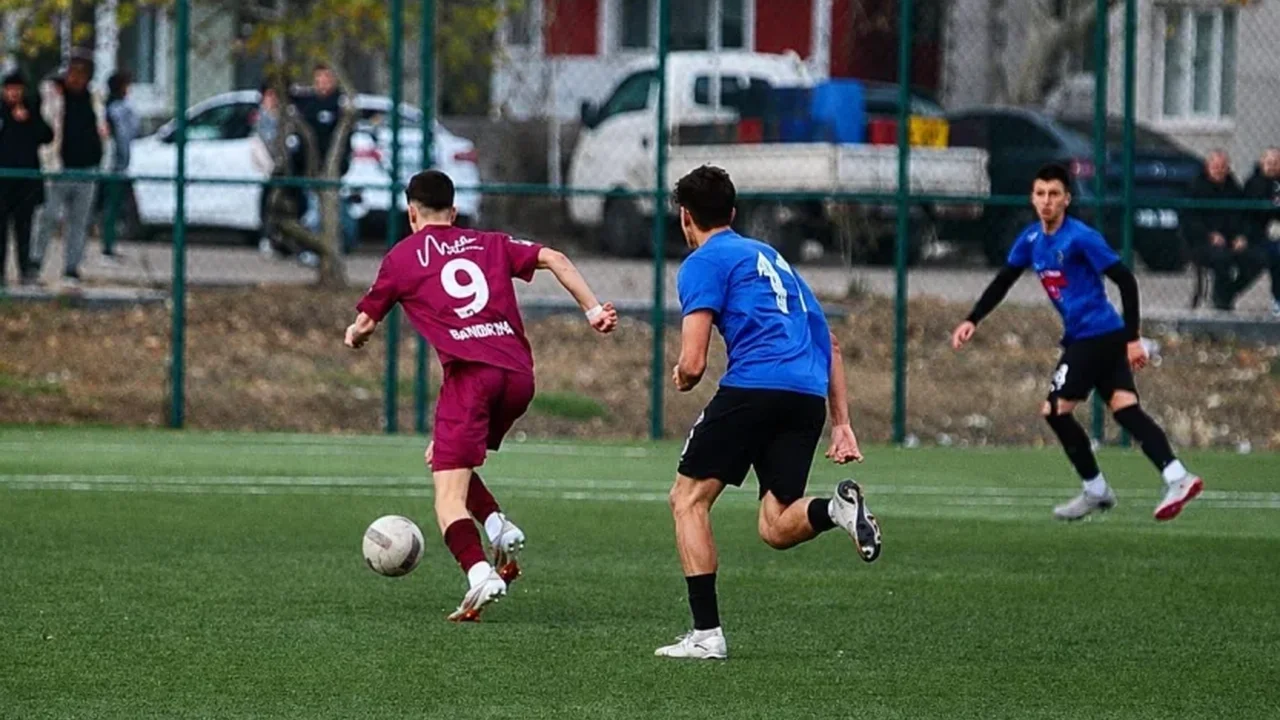 Bandırmaspor U19'un golcüsü Ömer Faruk Çakmak sezona hazır