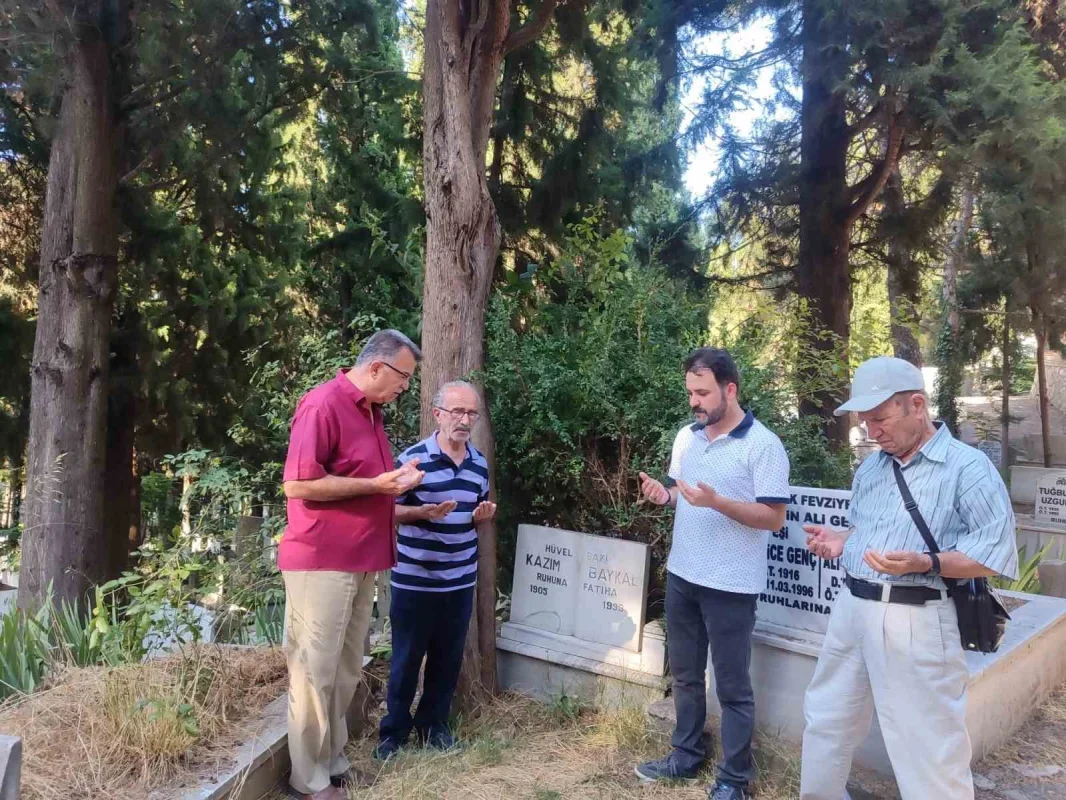 Kazım Baykal, vefatının 33. yılında Bursa'da anıldı