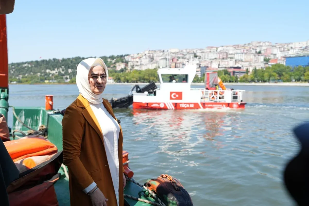 Haliç'te çevre farkındalık dalışı: Dipte ağır kirlilik