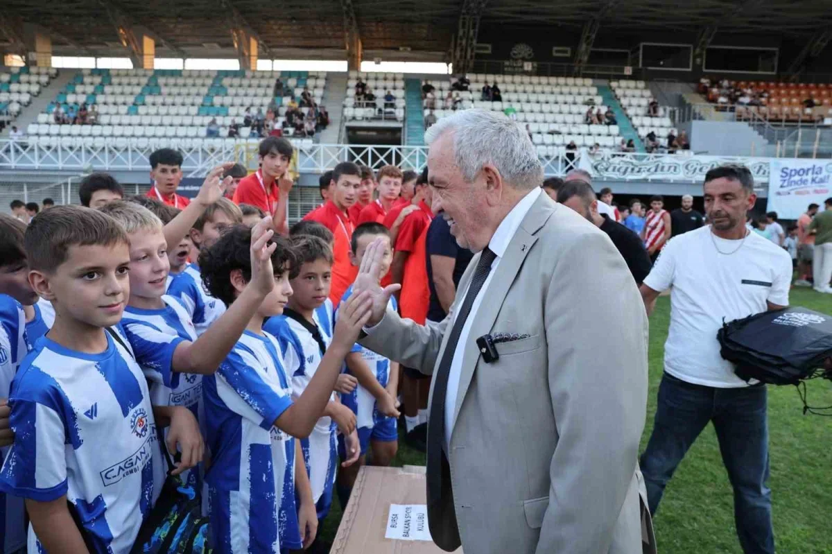 Nilüfer Belediyesi 31 amatör spor kulübüne 3,1 milyon lira destek verdi