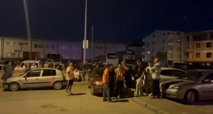 Bursa Osmangazi'de bıçaklı kavga: 1 kişi yaralandı