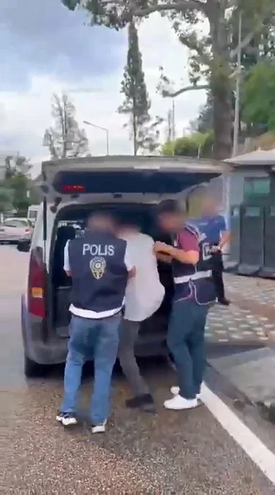 Bursa'da kesinleşmiş hapis cezasıyla aranan 7 kişi yakalandı