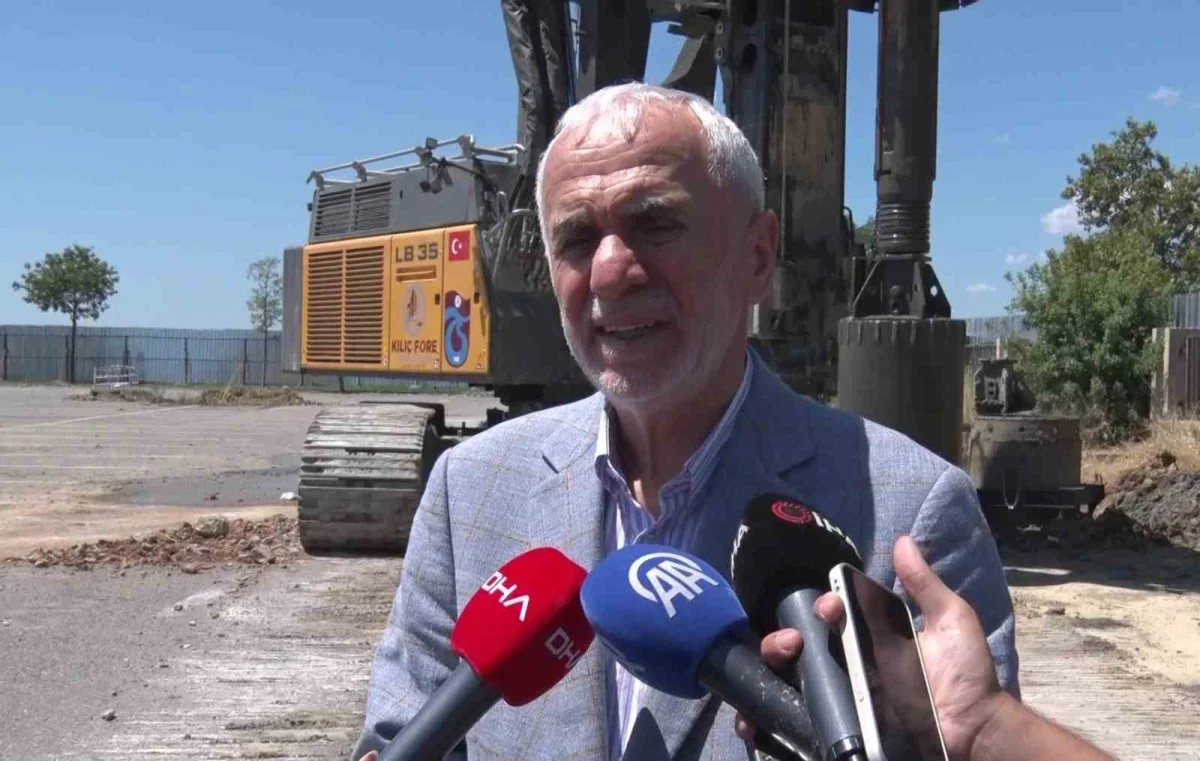 Kadıköy Rıhtım Camii inşaatında ilk kazık vuruldu