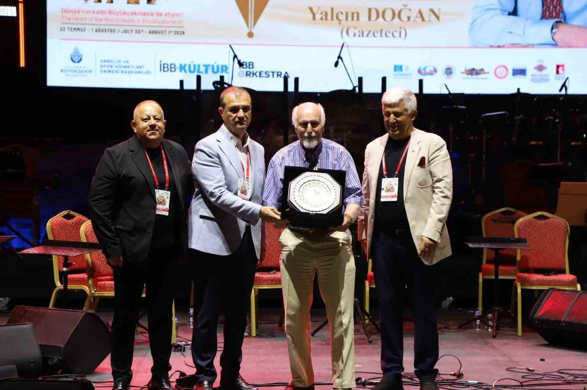 Büyükçekmece'de Yılın Basın Ödülleri törenle verildi