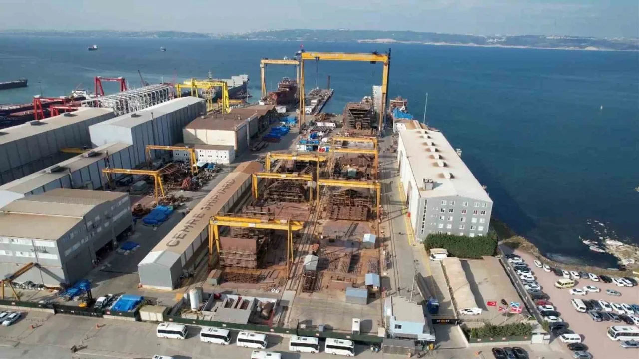 Yalova tersanede silahlı saldırı: Mühendis müdürünü vurdu