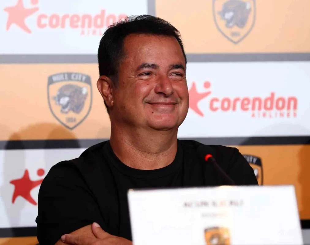 Corendon Airlines, Hull City ile sponsorluk anlaşmasını uzattı