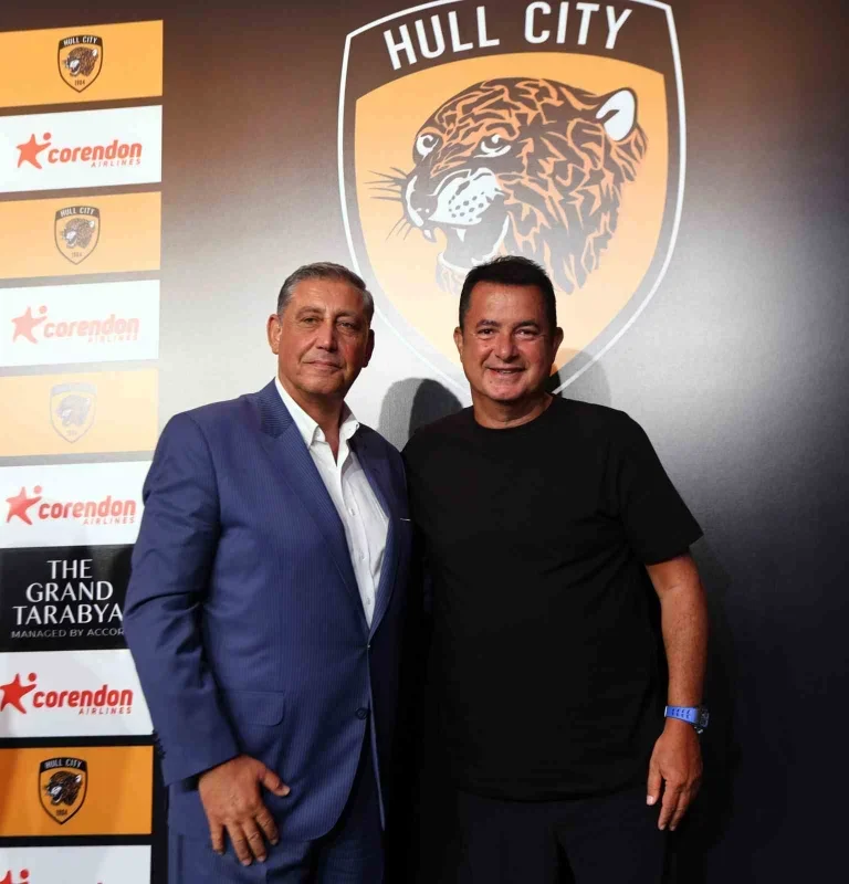 Corendon Airlines, Hull City ile sponsorluk anlaşmasını uzattı