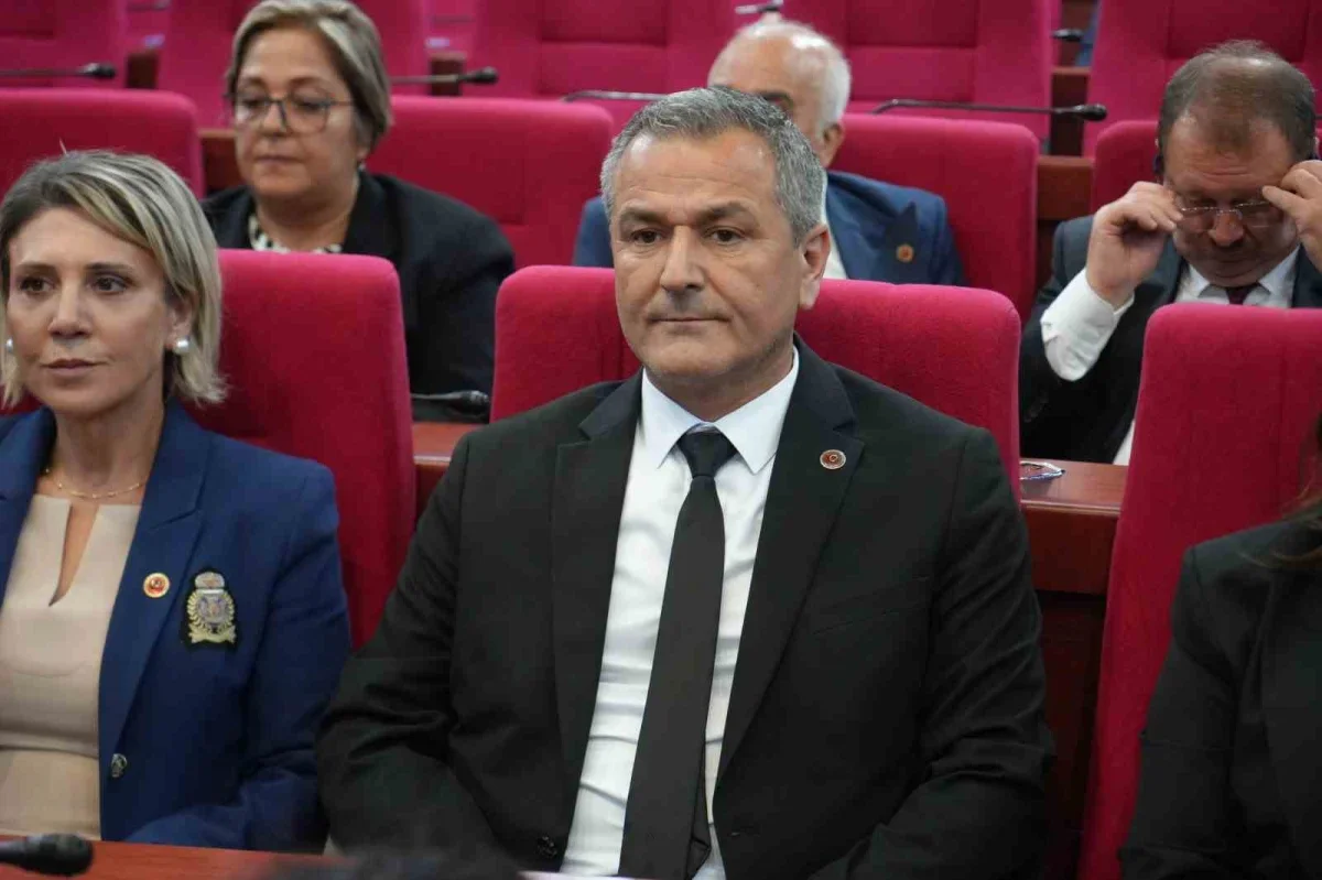 İzmit Belediyesi Başkan Vekili Lütfü Obuz seçildi