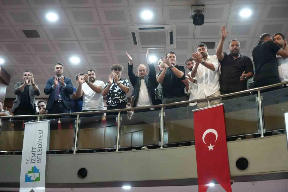 İzmit Belediyesi Başkan Vekili Lütfü Obuz seçildi