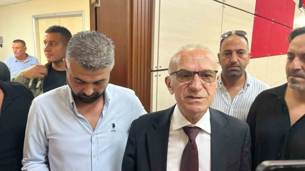 Yüreğir Belediye Başkanvekili yeniden Cafer Boyraz seçildi