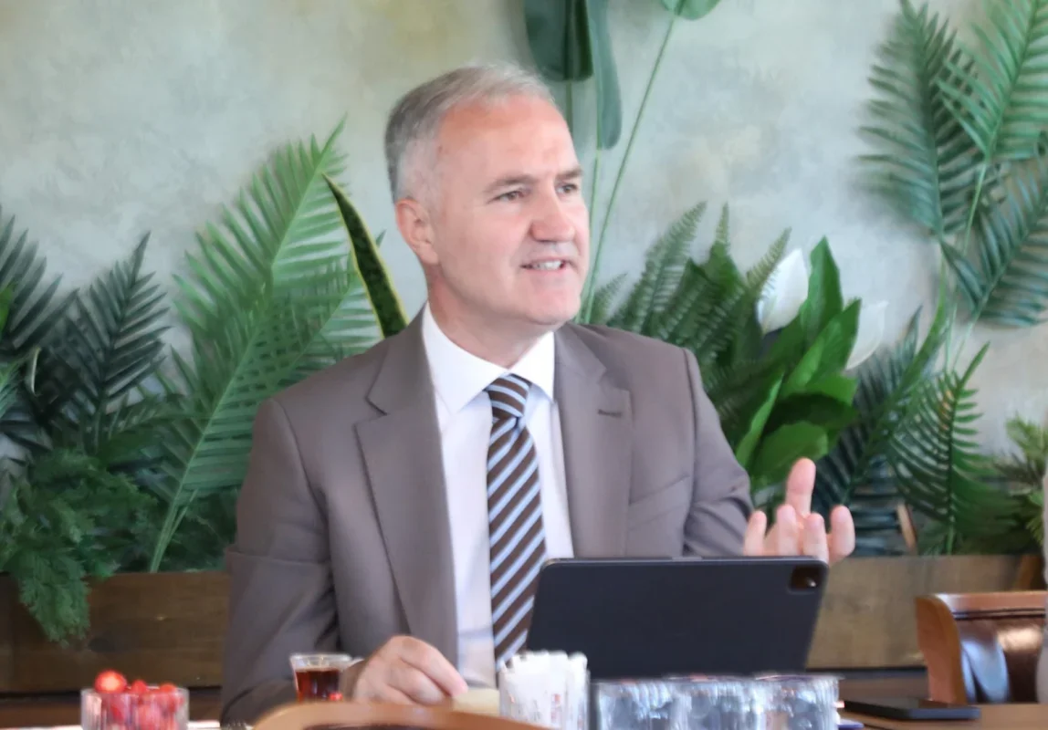 Alper Taban'dan İnegöl basınına asfalt ve proje mesajı
