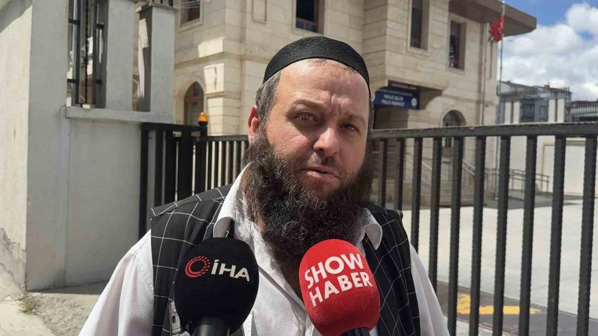 Arnavutköy'de olaylı nikah: Polis eşliğinde kıyıldı