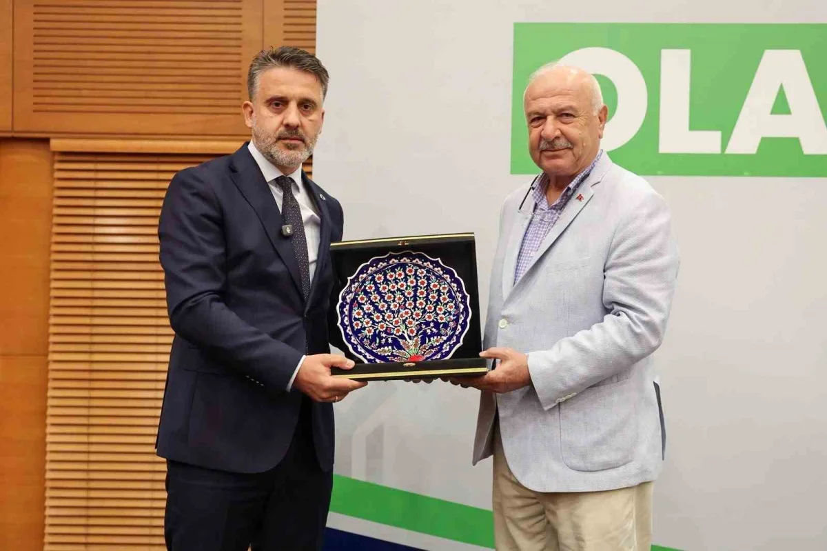 Bursa Kent Konseyi'nde Orhan Samast başkan seçildi