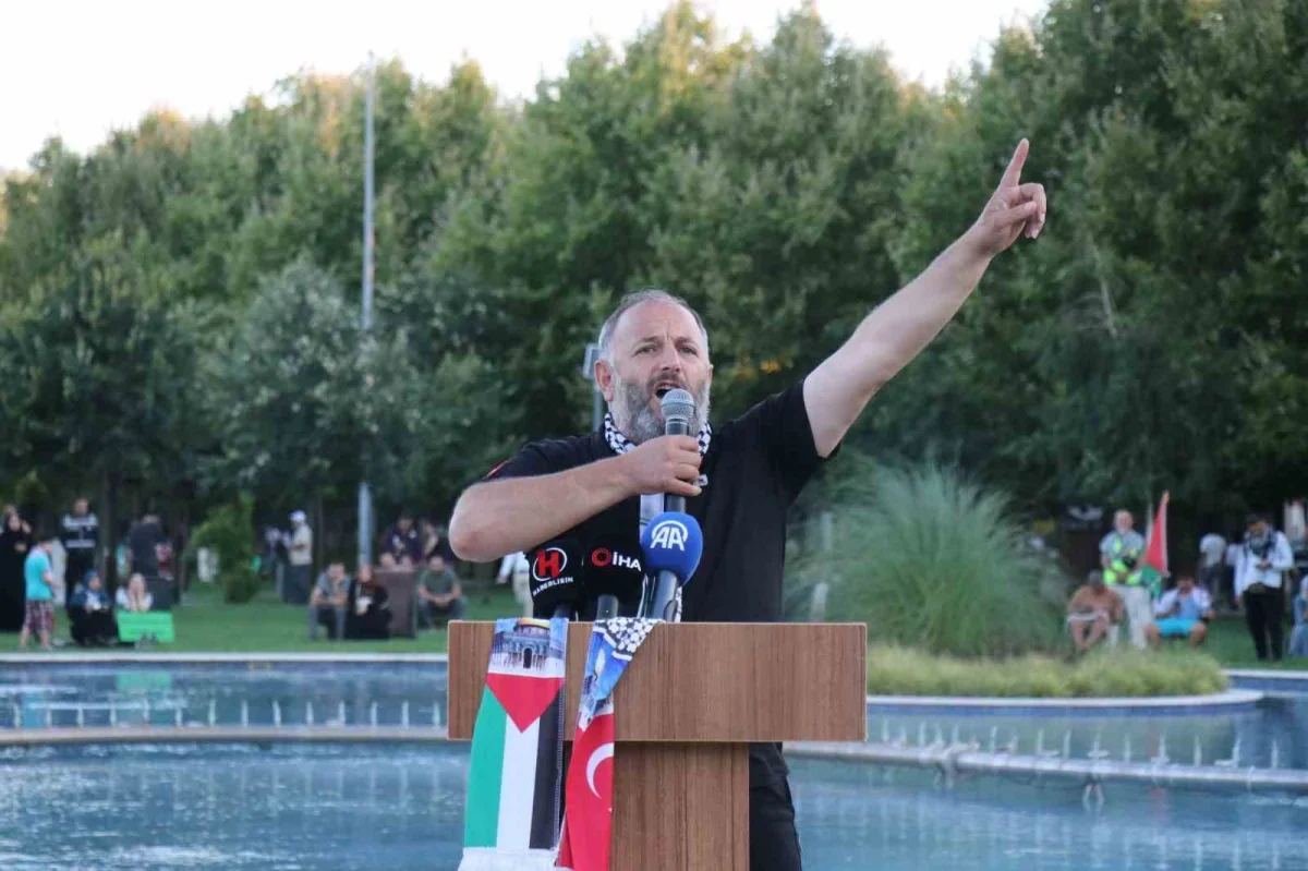 Uluslararası Filistin Kara Konvoyu Sakarya'da yürüyüş yaptı