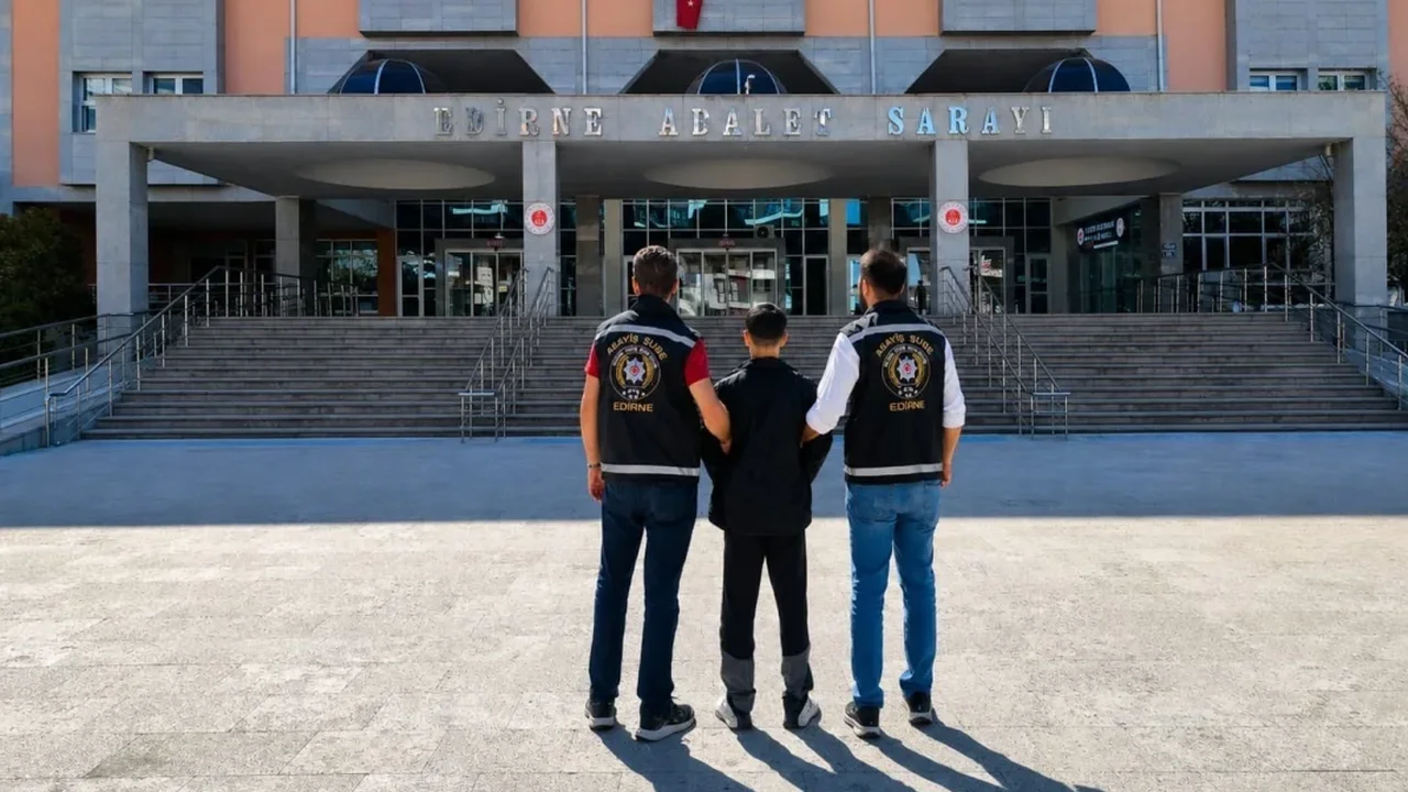 43 yıl 11 ay hapisle aranan firari Edirne'de yakalandı