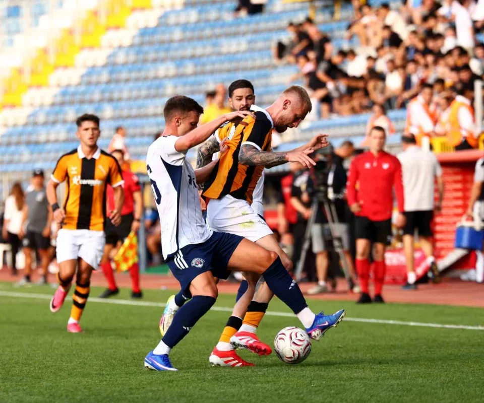 Kasımpaşa ile Hull City hazırlık maçında yenişemedi