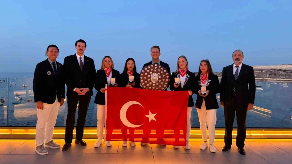 Kadın Milli Golf Takımı Avrupa şampiyonu oldu, erkekler ikinci