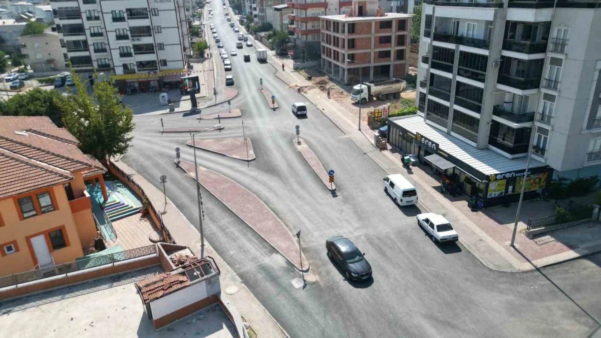 Kestel Eğitim Caddesi yenilendi: 4.500 ton asfalt serildi