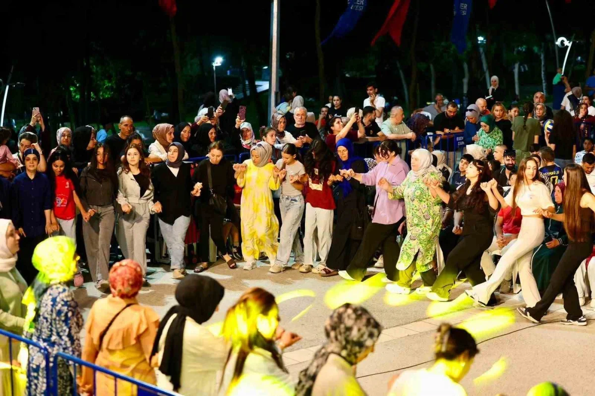 ESEV Yaz Konserleri Esenler'de yaz akşamlarını renklendiriyor