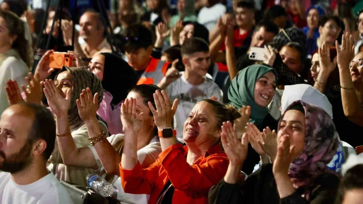 ESEV Yaz Konserleri Esenler'de yaz akşamlarını renklendiriyor