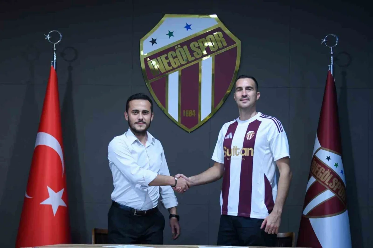 İnegölspor, Harun Tekin'i 1 yıllığına kadrosuna kattı