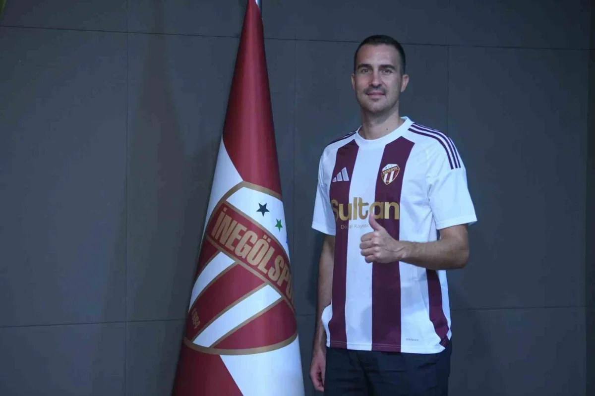 İnegölspor, Harun Tekin'i 1 yıllığına kadrosuna kattı