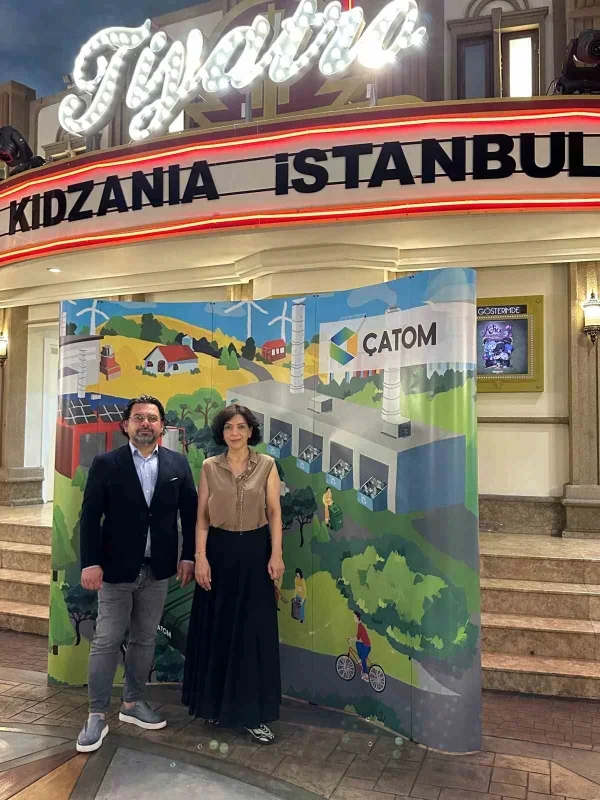KidZania İstanbul'da çocuklar atık ayrıştırmayı öğreniyor