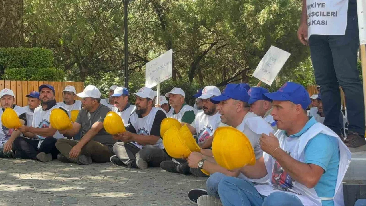 Doruk Madencilik işçileri Ankara Garı'na yürüdü