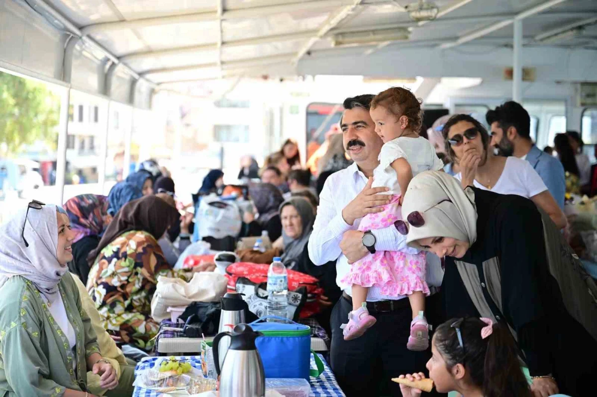 Yıldırım Belediyesi'nden kadınlara ücretsiz Mavi Tur etkinliği