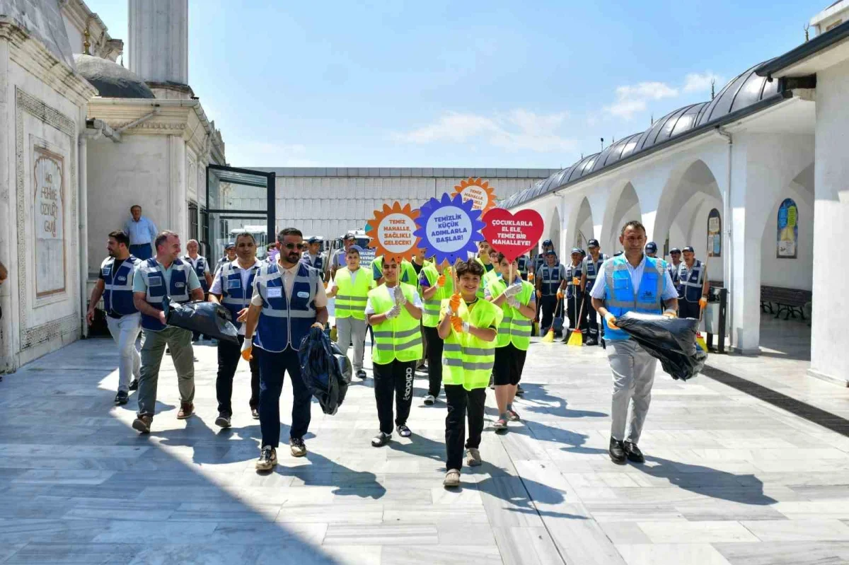 Esenyurt Belediyesi'nden çocuklarla çevre temizliği etkinliği