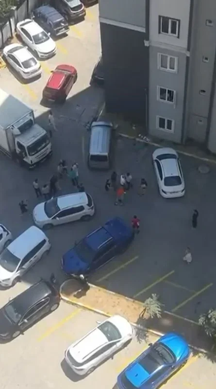 Büyükçekmece'de site yönetimi ile market arasında kira krizi
