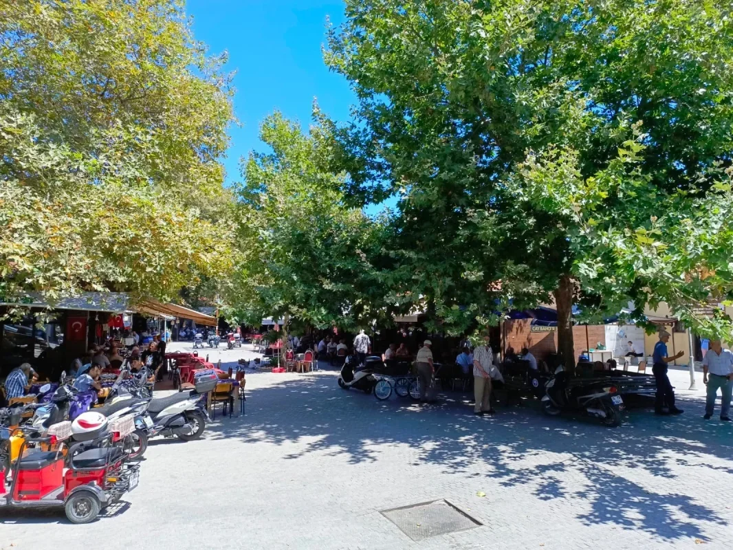 Mudanya Hal Meydanı'nda kimlik değişikliği tartışması