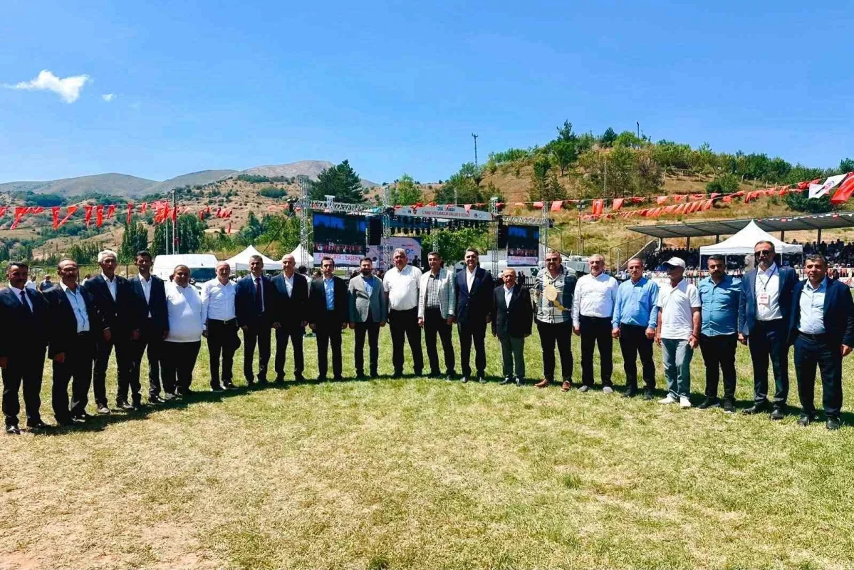 Mevlüt Öztekin Sivas, Giresun ve Gümüşhane'de hemşehrileriyle buluştu