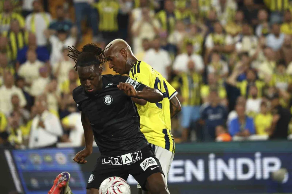 Fenerbahçe, Sturm Graz'ı 2-0 yendi: Şampiyonlar Ligi'nde avantaj