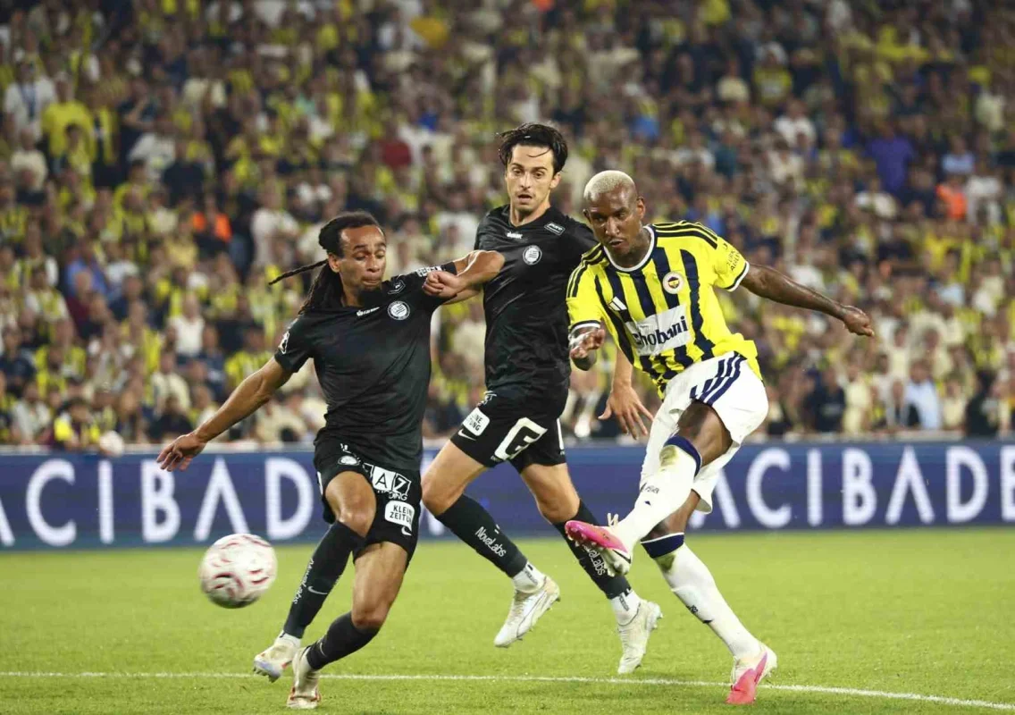 Fenerbahçe, Sturm Graz'ı 2-0 yendi: Şampiyonlar Ligi'nde avantaj