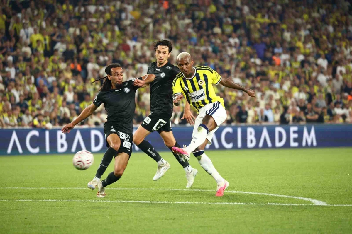 Fenerbahçe, Sturm Graz'ı 2-0 yendi: Şampiyonlar Ligi'nde avantaj