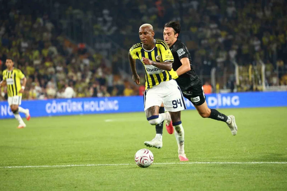Fenerbahçe, Sturm Graz'ı 2-0 yendi: Şampiyonlar Ligi'nde avantaj