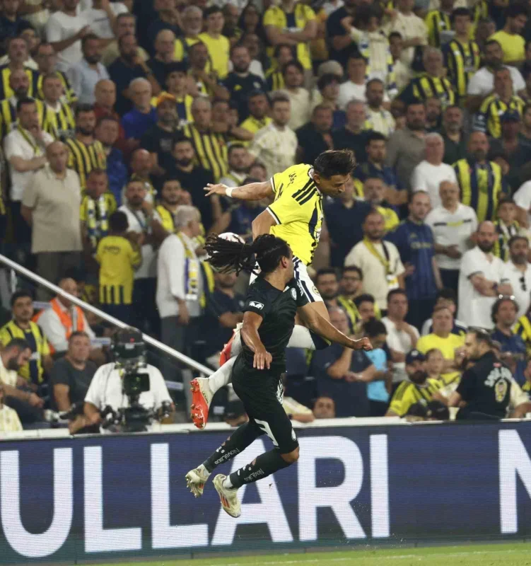 Fenerbahçe, Sturm Graz'ı 2-0 yendi: Şampiyonlar Ligi'nde avantaj