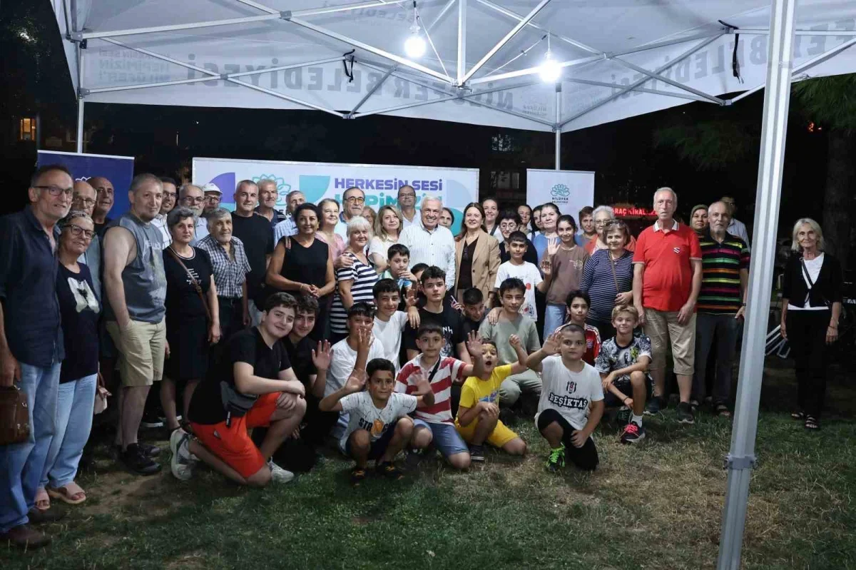 Şadi Özdemir Esentepe'de vatandaşların talep ve önerilerini dinledi