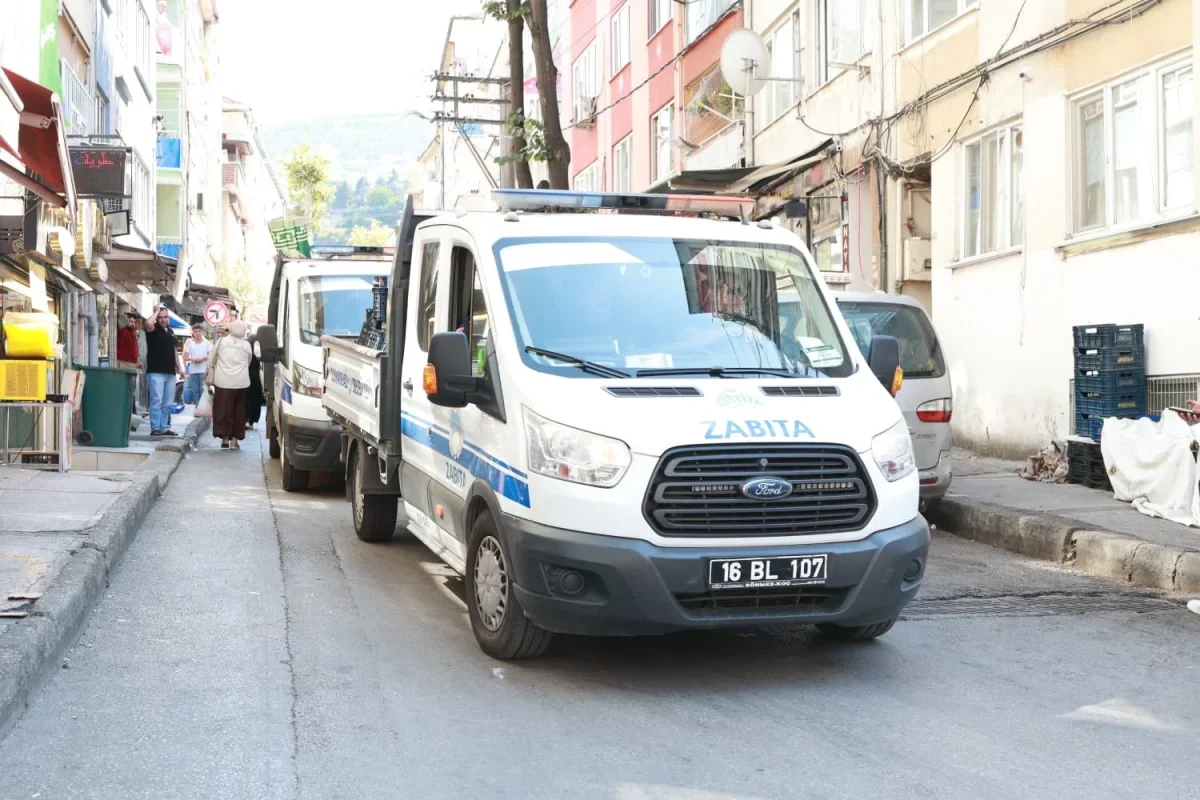 Osmangazi Belediyesi kaldırım işgallerine karşı denetim yaptı
