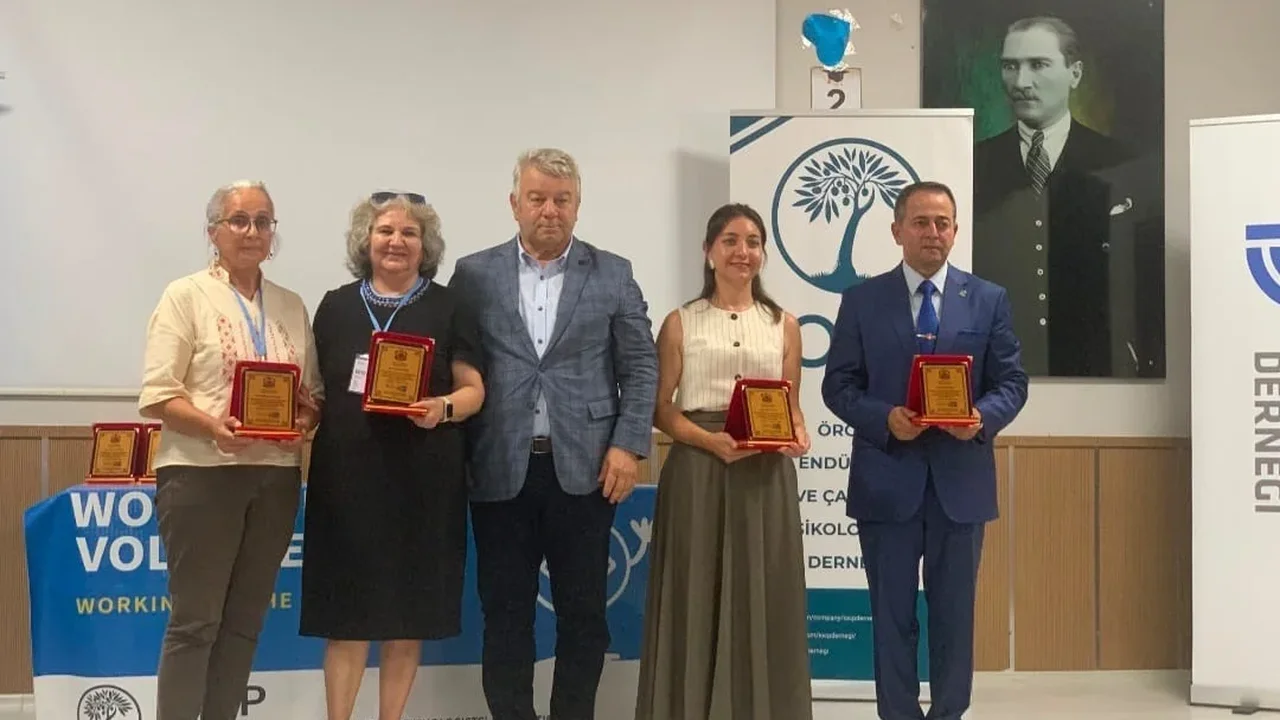 Cumalıkızık'ta UNESCO Dünya Mirası Gönüllüleri programı tamamlandı