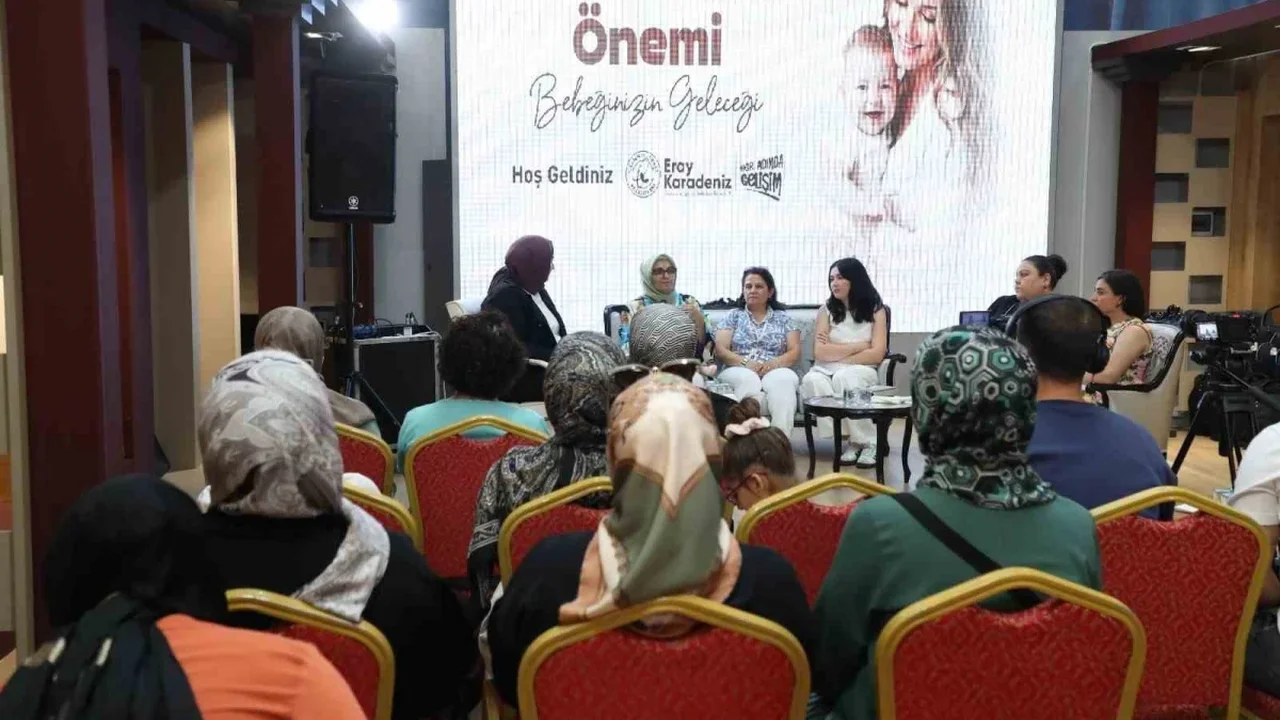 Gaziosmanpaşa'da anne ve bebek sağlığı panelinde önemli tavsiyeler